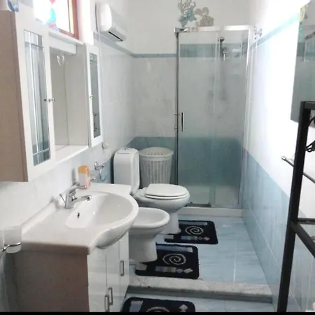 Mikros Apartment *